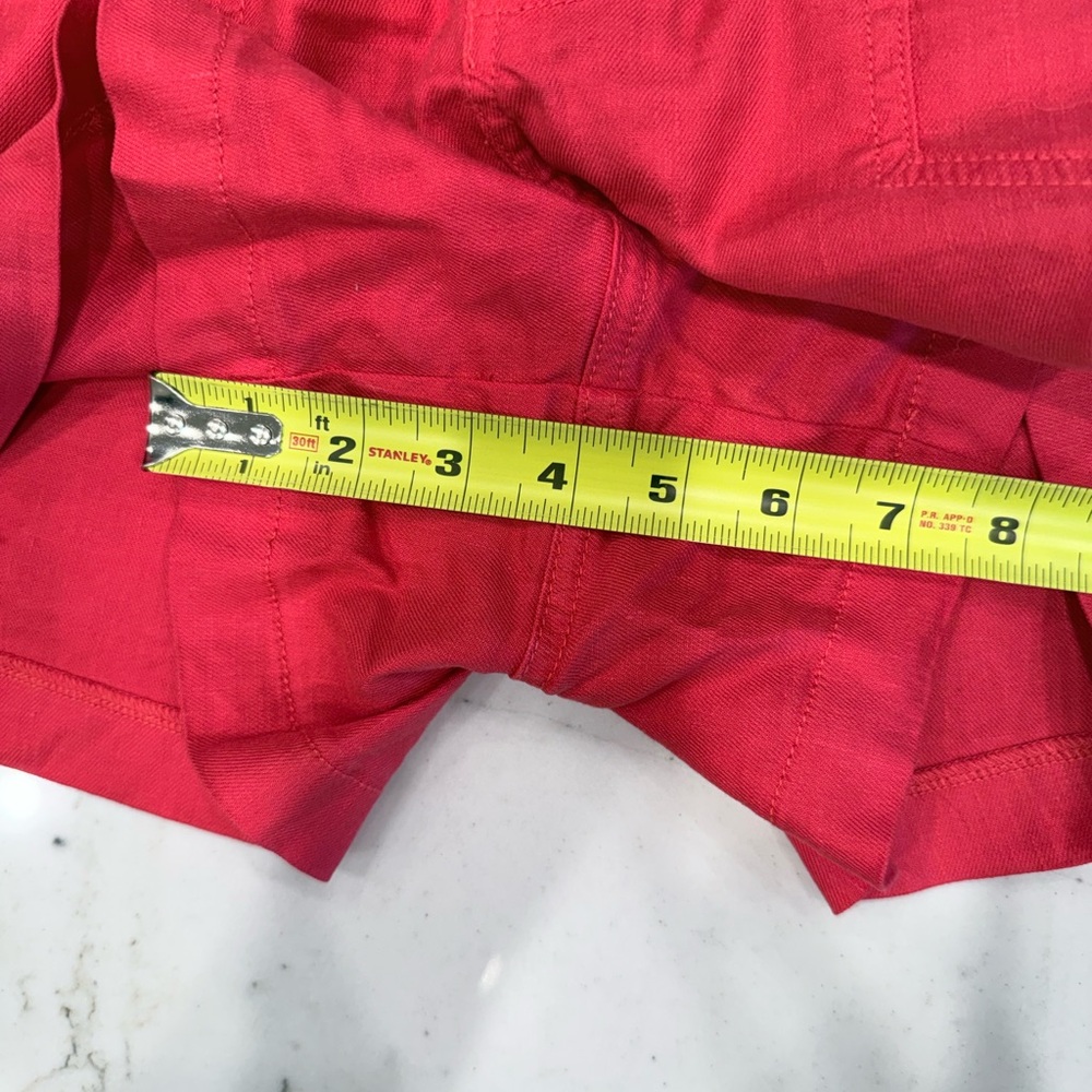 Evereve Joelle Red High-Waist Button-Front Shorts - Picture 5 of 7